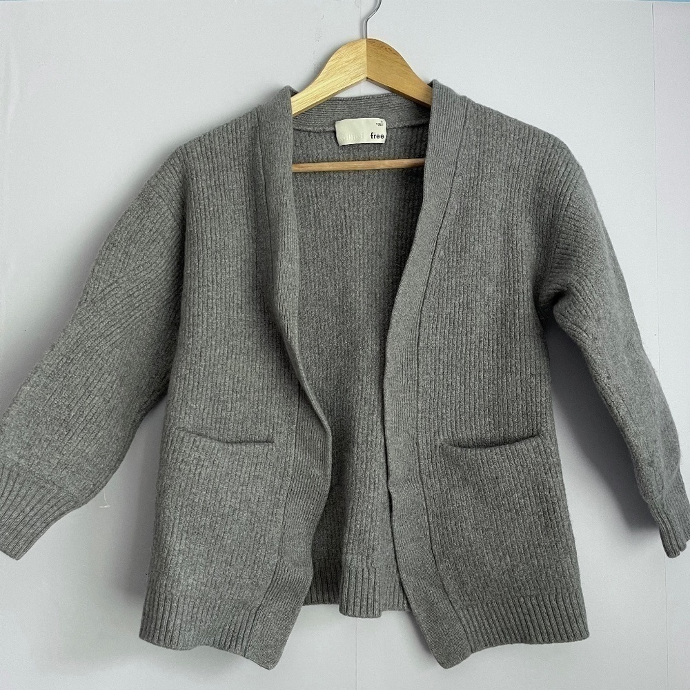 𝅺aritzia Wildred Free Gray Merino Wool Open Cardigan US S